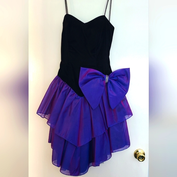 Strapless, velvet top, cocktail dress, Size 9-10, - Picture 1 of 2